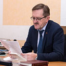 Олег Буевич ведет выездной прием граждан. фото Николая Романовского.
