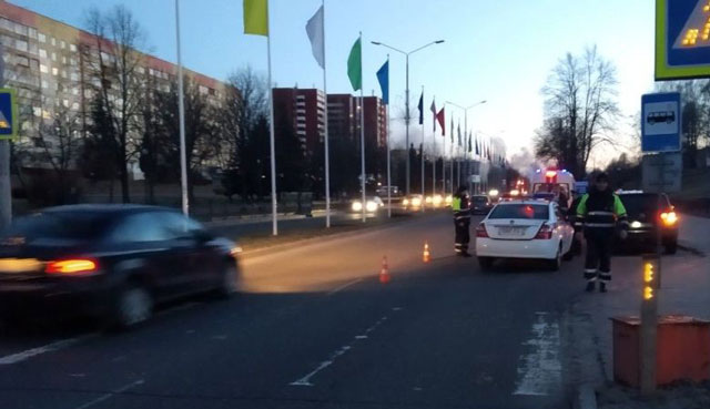 27.03.2019 в Новополоцке автомобиль сбил женщину на переходе (Фото используется в качестве иллюстрации)
